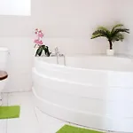 ホステル Vila Flora