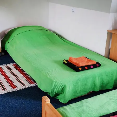Vila Flora بيت شباب *